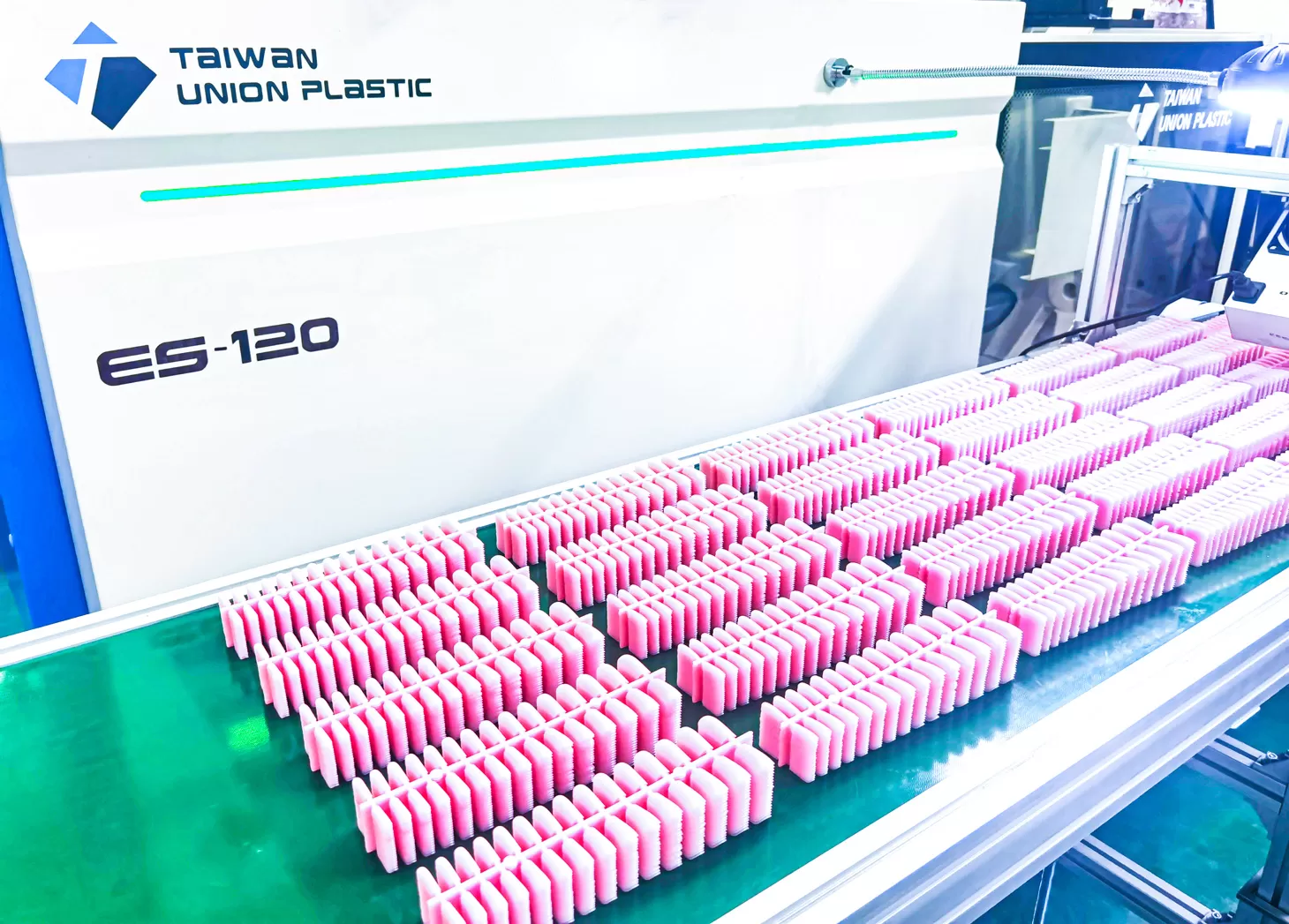 Customer Success Story | TUP Empowers the Nail Art Industry with Multi-color Nail Tip Technology Upgrade