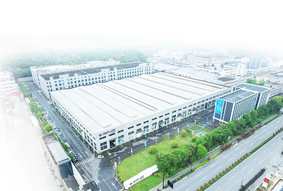 Injection Molding Machine Maker