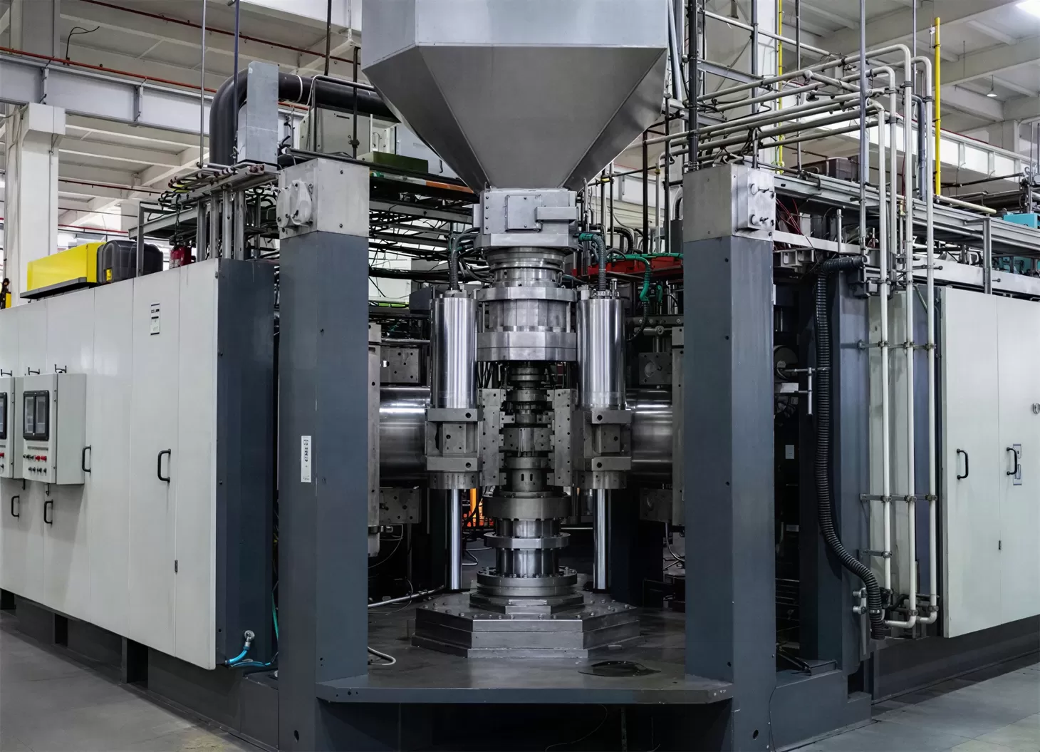 Powering Innovation: The Essential Role of Large Injection Molding Machines