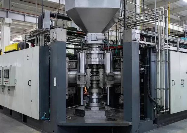 Powering Innovation: The Essential Role of Large Injection Molding Machines